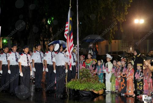SK10_17072012_JALUR_GEMILANG