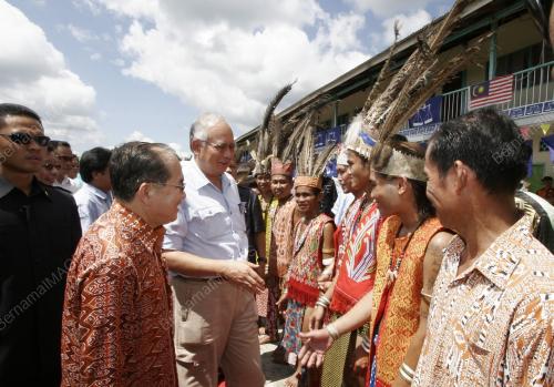 NAJIB TUN RAZAK