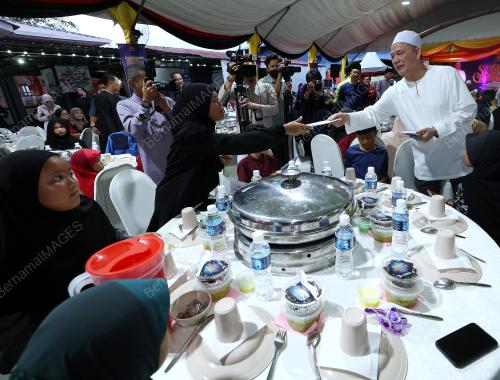 DATUK SERI FADILLAH YUSOF