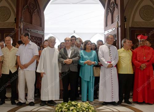 DATUK AMAR DOUGLAS UGGAH EMBAS