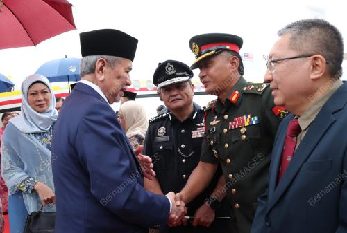 TUN DR WAN JUNAIDI TUANKU JAAFAR