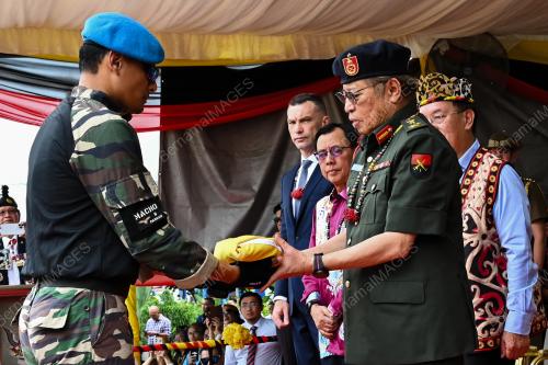 TAN SRI ABANG JOHARI TUN OPENG