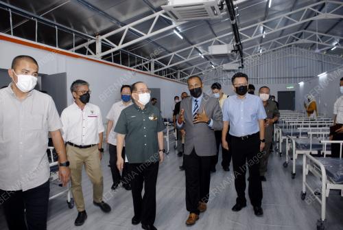 DATUK AMAR DOUGLAS UGGAH EMBAS