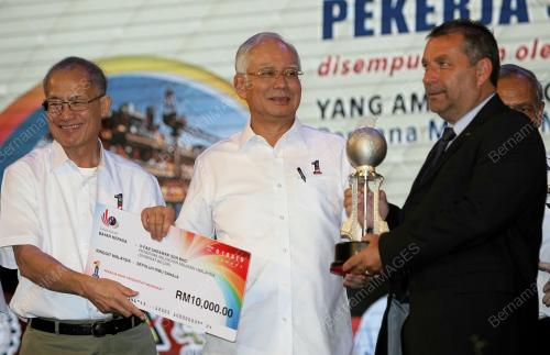 SK11_01052015_HARI_PEKERJA