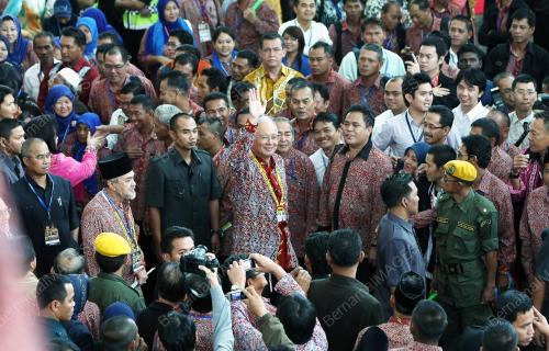 MOHD NAJIB TUN ABDUL RAZAK