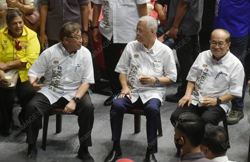DATUK SERI ISMAIL SABRI YAAKOB