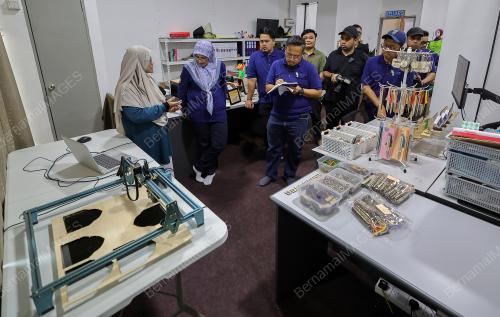 JEJAK INOVASI SOSIAL