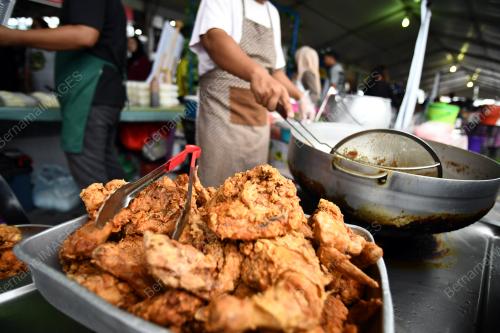BAZAR RAMADAN KUBAH RIA