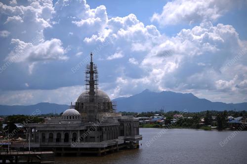 SK11_17042018_MASJID