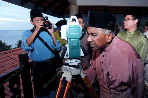 SK11_19072012_ANAK_BULAN