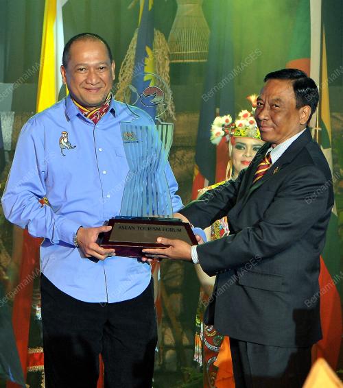 DATUK SERI MOHAMED NAZRI ABDUL AZIZ