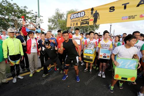 SK11_23022014_LARIAN