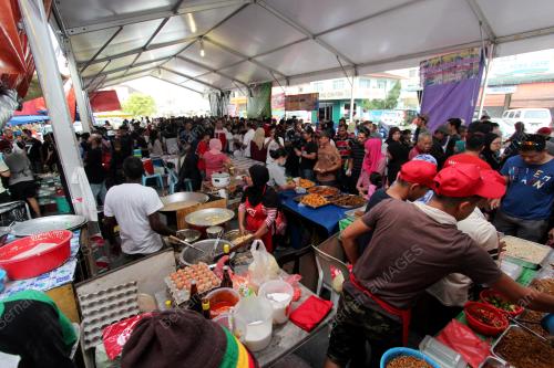 SK11_27052017_BAZAR_SATOK