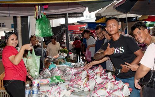 PERAYAAN HARI GAWAI DAYAK