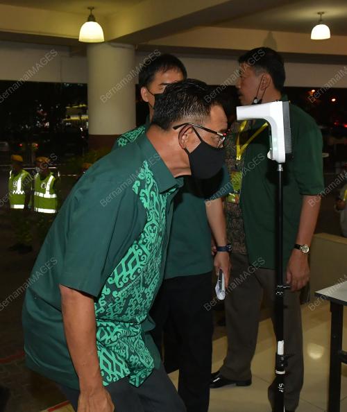 TAHUN BARU 2021