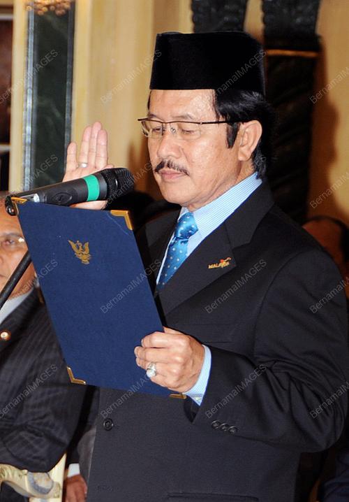 SK12_02042012_SUMPAH