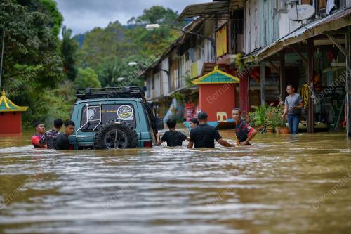 TINJAUAN BANJIR