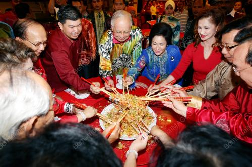 SK12_06022011_CINA_TERBUKA
