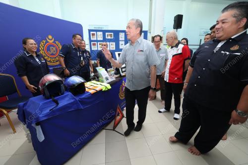 DATUK SERI FADILLAH YUSOF