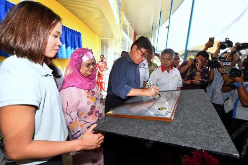 SK12_08052018_PANDELELA_AKUATIK_BN201805078003