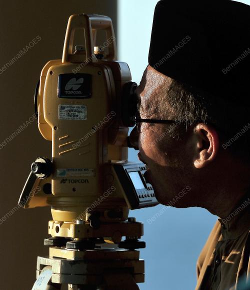 SK12_08072013_ANAK_BULAN