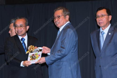 TAN SRI ABANG JOHARI TUN OPENG