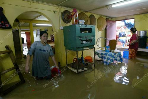 BANJIR