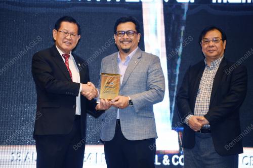 DATUK LEE KIM SHIN