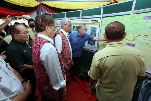 DATUK SERI ISMAIL SABRI YAAKOB