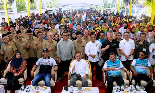 TAN SRI ABANG JOHARI TUN OPRNG