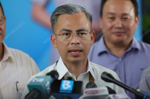 FAHMI FADZIL