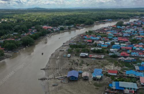 TINJAUAN DI KAMPUNG NELAYAN BAKO