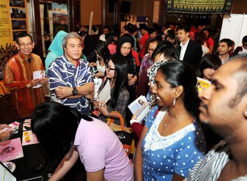SK12_23022014_CAREER_FAIR
