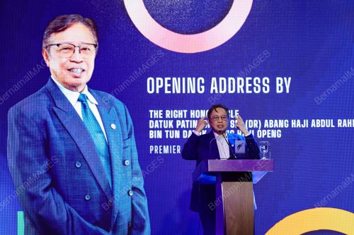 TAN SRI ABANG JOHARI TUN OPENG