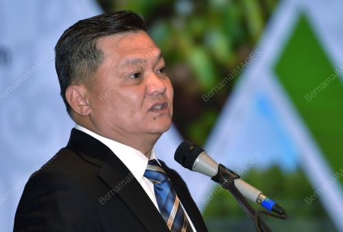 DATUK SERI HUANG TIONG SII