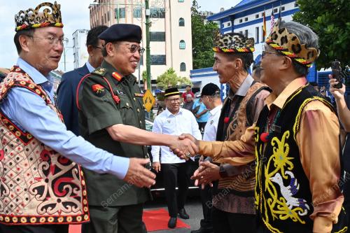 TAN SRI ABANG JOHARI TUN OPENG