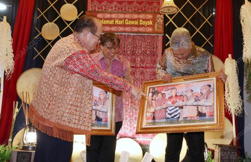 DATUK SERI AHMAD ZAHID ZAHIDI