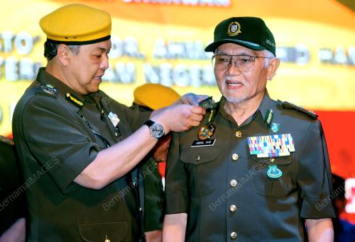 TAN SRI ABDUL TAIB MAHMUD