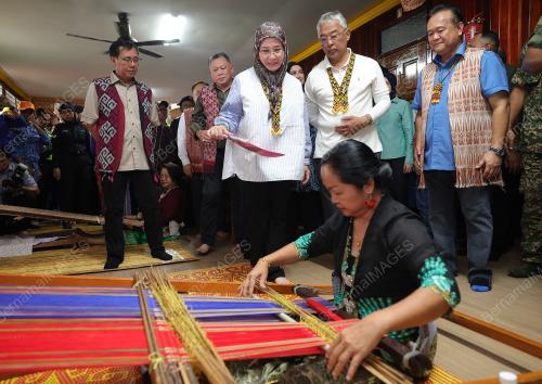 AL-SULTAN ABDULLAH RI'AYATUDDIN AL-MUSTAFA BILLAH SHAH