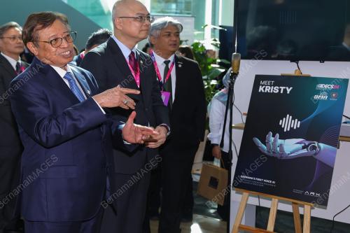 TAN SRI ABANG JOHARI TUN OPENG