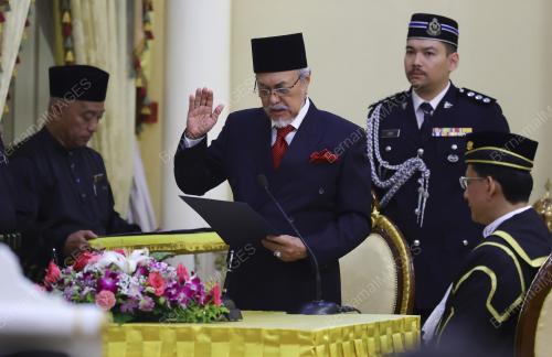 TAN SRI MOHD ASFIA AWANG NASSAR