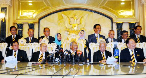 SK13_19052016_TIM_ADENAN