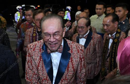 DATUK SERI ANWAR IBRAHIM
