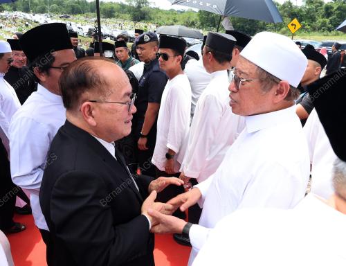 TAN SRI ABANG JOHARI TUN OPENG