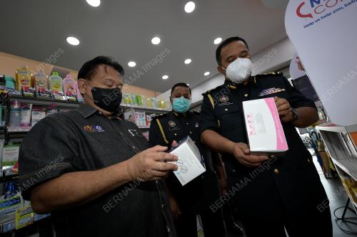 DATUK SERI ALEXANDER NANTA LINGGI