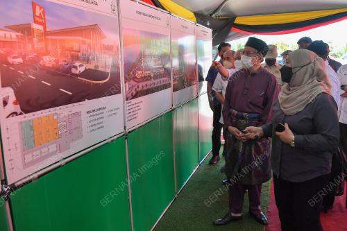 TAN SRI ABANG JOHARI TUN OPENG
