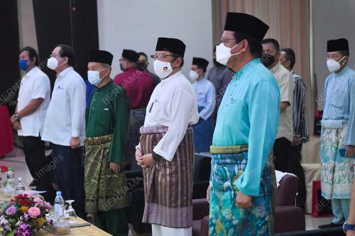 TAN SRI ABANG JOHARI TUN OPENG