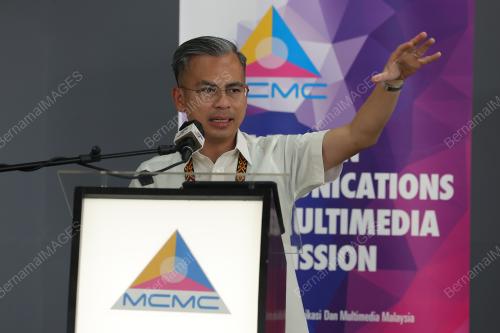 FAHMI FADZIL