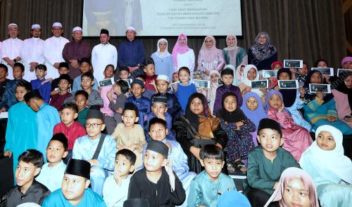 TAN SRI ABANG JOHARI TUN OPENG