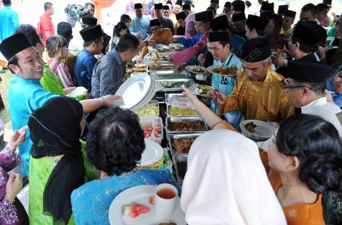 RAMAH TAMAH AIDILFITRI KPKK SARAWAK 2011